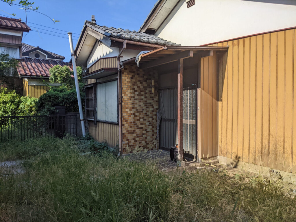 伊勢崎市昭和町の築50年の中古戸建の写真